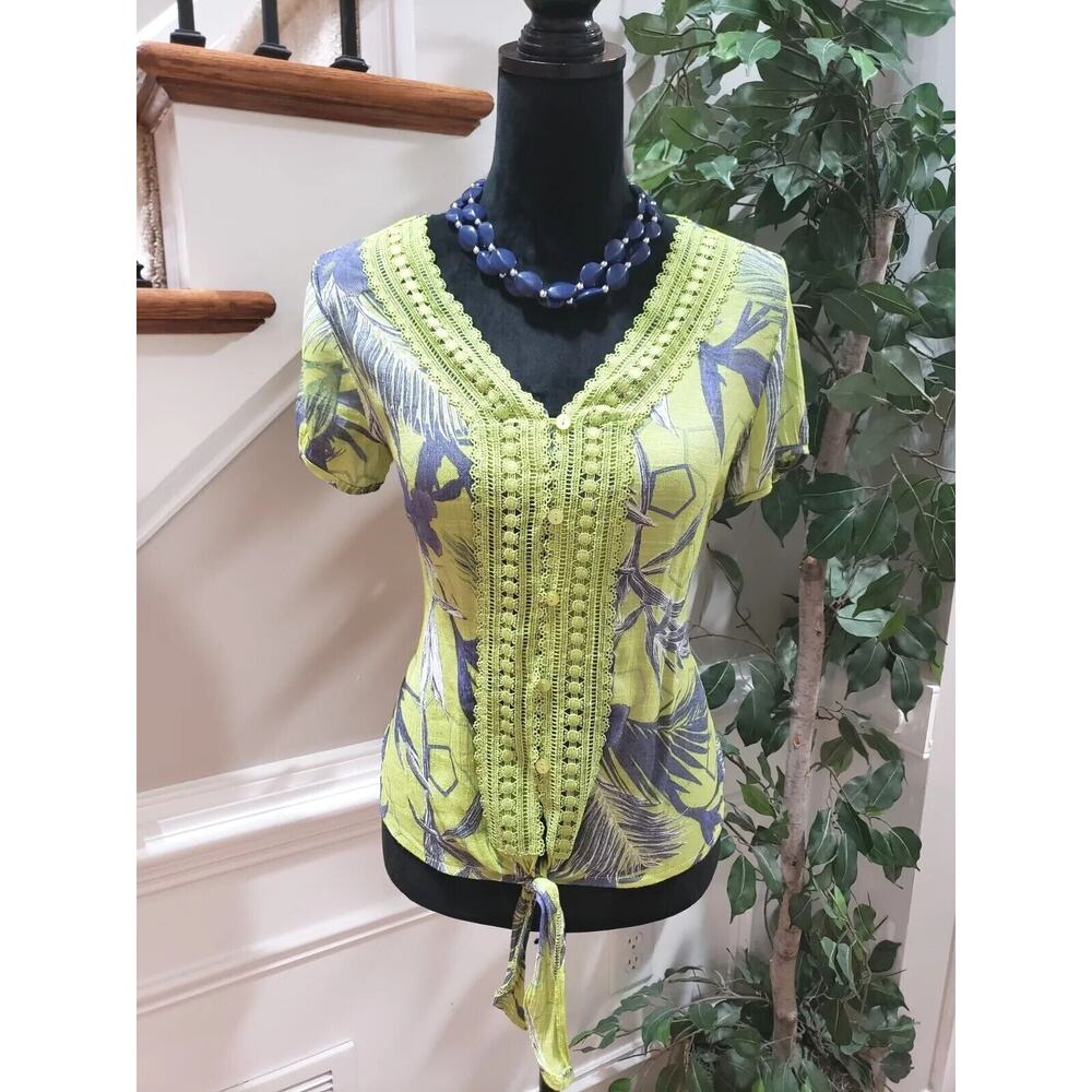 Unique Spectrum Womens Green Black Short Sleeve V Neck Button Front Top Blouse S